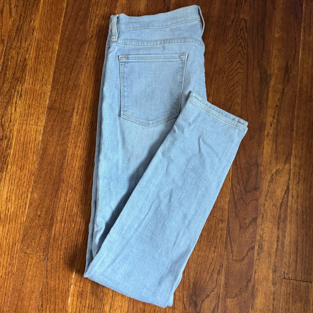 EUC FRAME Le Skinny de Jeanne light wash jeans